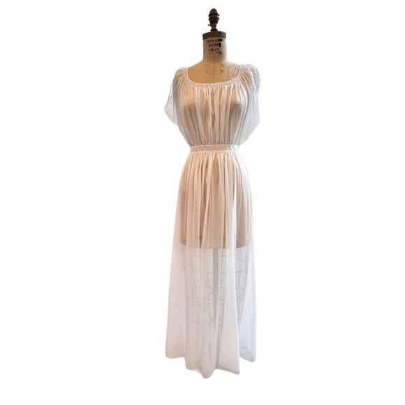 VTG Nylon Tricot VANITY FAIR WHITE Sheer SWEEP Nightgown Sz M - Picture 1 of 7